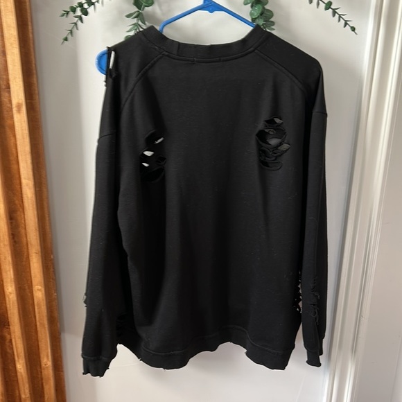 Allie Rae Distressed‎ Pullover Sweatshirt. Size S - Picture 3 of 9